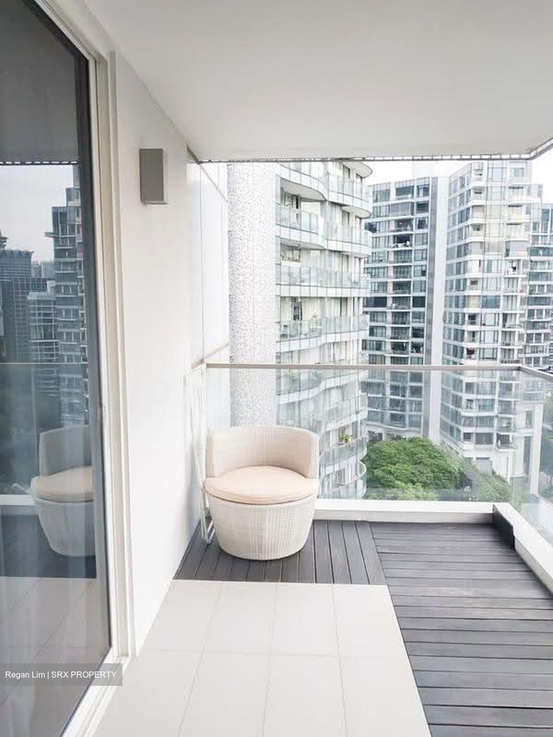The Peak @ Cairnhill II (D9), Apartment #618856781